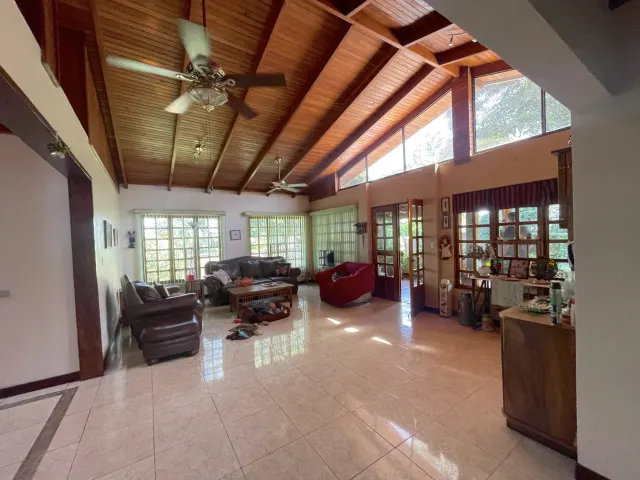 Hacienda los Reyes, casa de una planta en venta