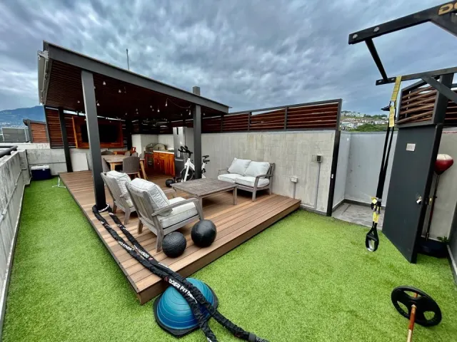 Venta de lujoso penthouse en Escazu