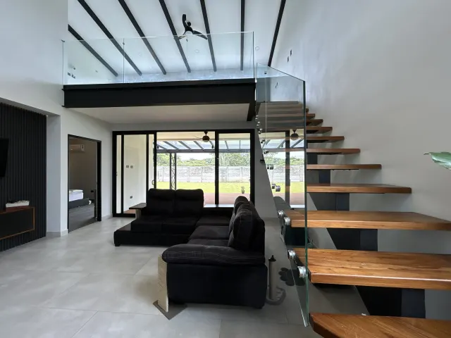 Hermosa casa moderna en Condominio, La Guácima, Alajuela