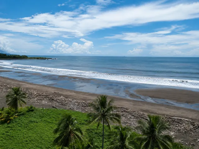 Una Villa Frente al Mar Donde el Lujo se Vive con Naturalidad