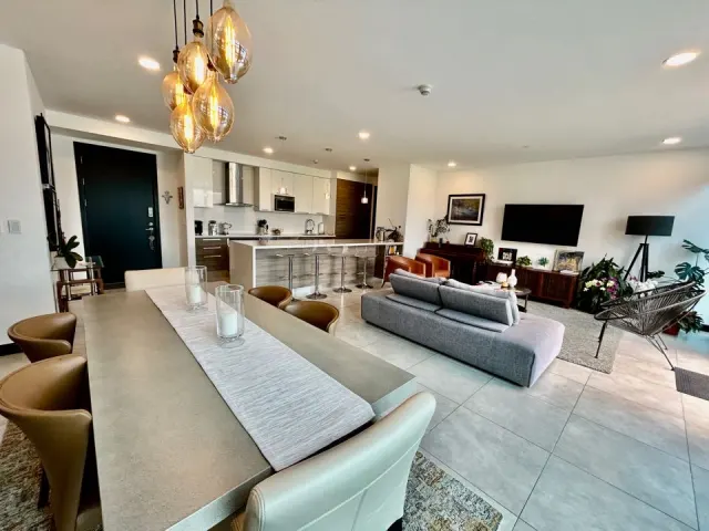 Venta de lujoso penthouse en Escazu