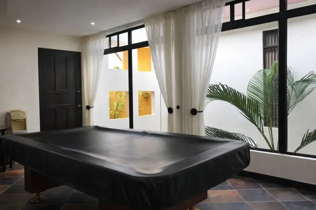 Villa de Lujo Frente al Mar en Playa Hermosa – Puntarenas