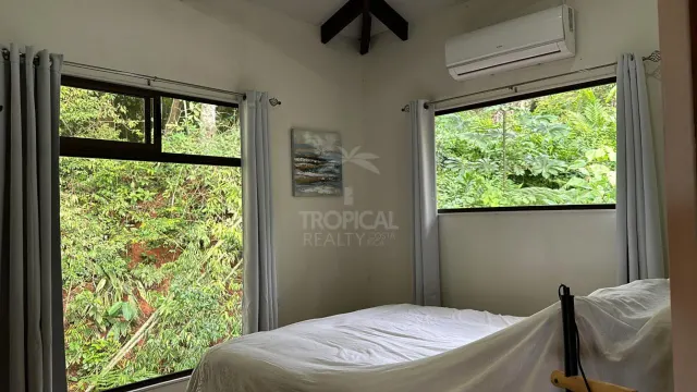 Hotel Boutique con Vista al Océano en Dominical – 13 Unidades en 1 Hectárea