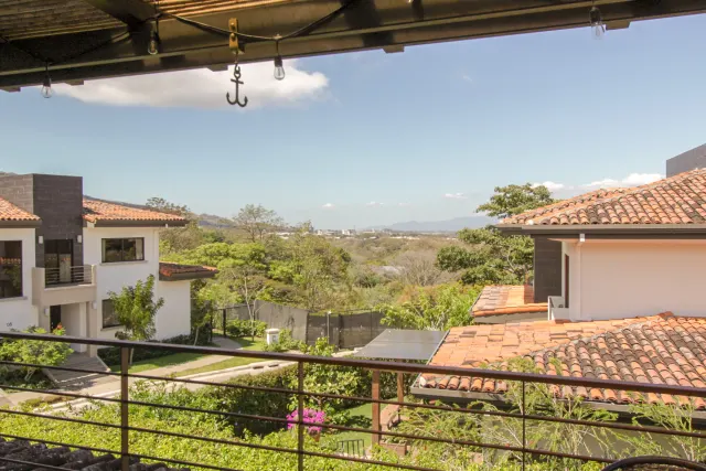 Casa en Venta en Lomas del Valle, Alto de Las Palomas – 3 Habitaciones con Amenidades de Lujo