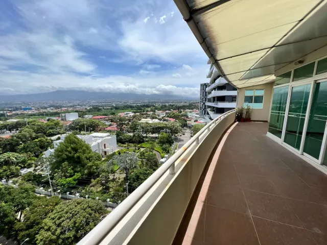 Se vende pent-house en torre en nunciatura - oportunidad única