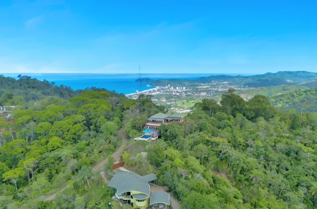 Playa Hermosa Jaco casa en venta