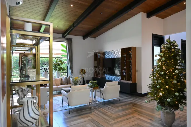 Casa de una planta en Condominio Oro Sol, Río Oro – Santa Ana