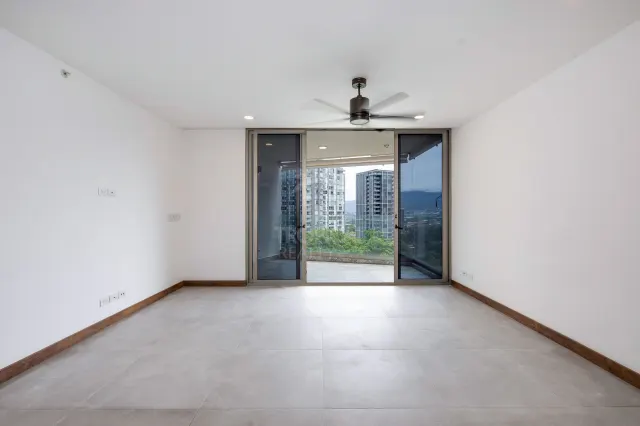 Penthouse de Lujo con Vista Panorámica en Nunciatura – Elegancia, Ubicación y Confort