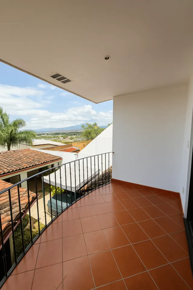 Casa Independiente en Venta en Rohrmoser con 4 Habitaciones