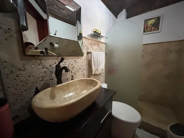 Residencia de Lujo en Guachipelín: Espacio, Elegancia y Exclusividad