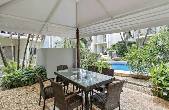 Condominio de Playa en Venta en Tamarindo – Elegancia Tropical a Pasos del Océano