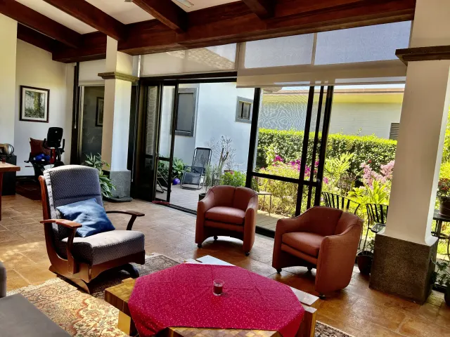 Los Reyes La Guácima casa de una planta en venta o alquiler