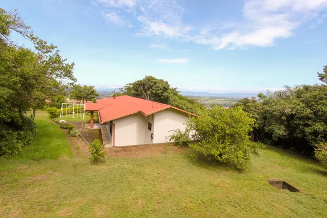 Casa en venta Santa Ana Piedades 2650m2