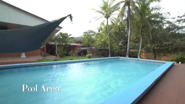 Casa frente a playa en venta con cabaña