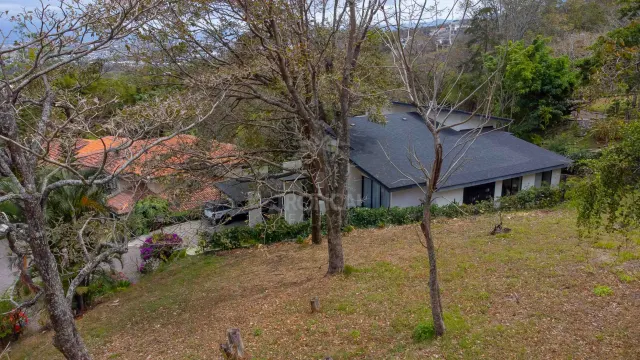 Lote Exclusivo con Vistas Panorámicas en Hacienda El Cocoy, Guachipelín – Privacidad, Lujo y Ubicación Estratégica