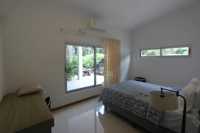 Apartamento Amueblado de 3 Habitaciones en Alquiler, Playa Potrero