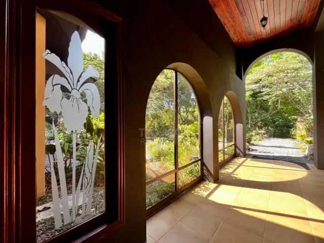 Exclusiva Finca con Vista al Lago y Volcán Arenal – BAJO CONTRATO