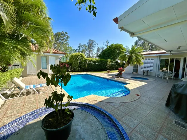 Casa en venta en Hacienda Los Reyes