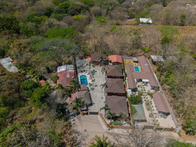 Exclusiva Propiedad de Inversión en Playa Avellanas con 4 Villas Independientes y Alto Potencial Vacacional