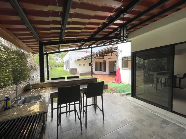 Casa de una planta en venta Hacienda Los Reyes, La Guacima