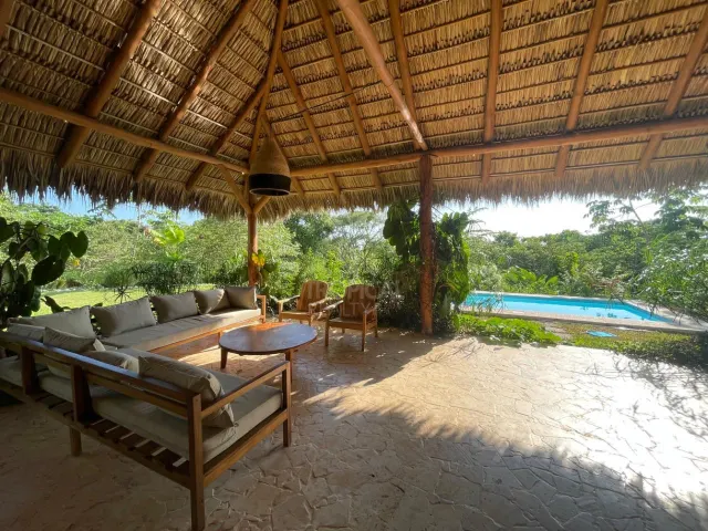 Terreno de uso mixto con vista al mar en Mal País, Costa Rica, con 75% de construcción permitida, $629,000