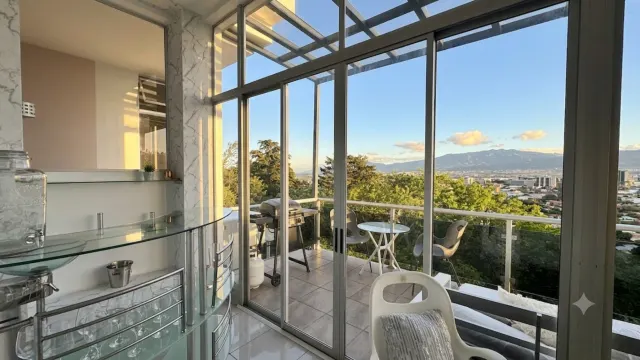 Apartamento amueblado en alquiler Escazú