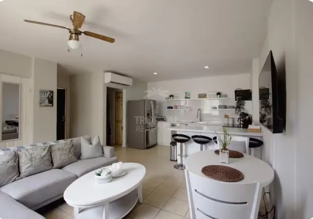 Condominio de Playa en Venta en Tamarindo – Elegancia Tropical a Pasos del Océano