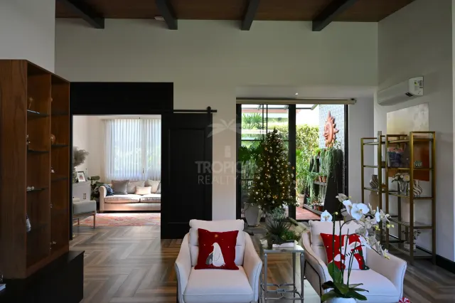 Casa de una planta en Condominio Oro Sol, Río Oro – Santa Ana