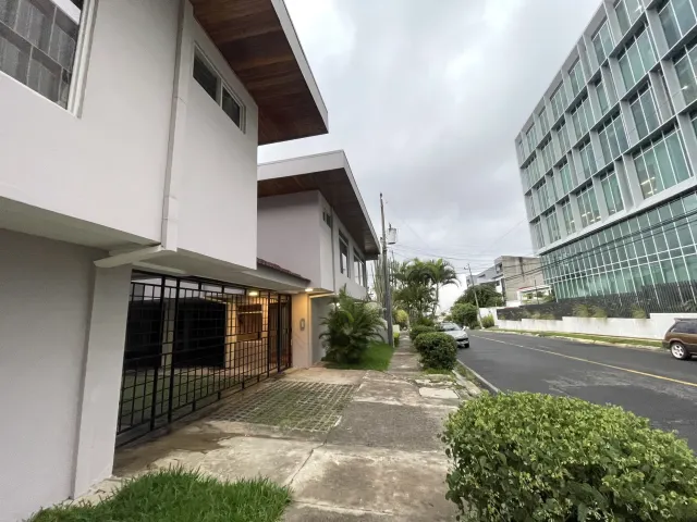 Apartamento en venta Trejos Montealegre Escazu