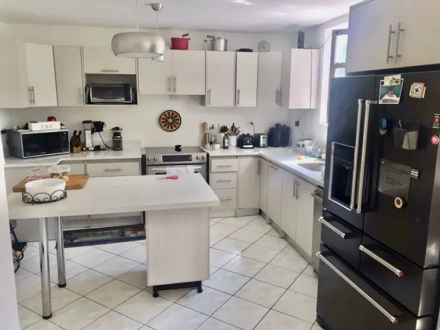 Casa Independiente para Venta.