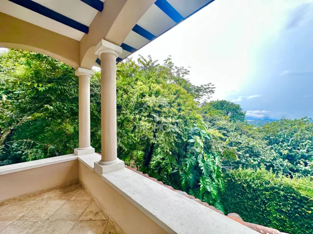 Villa Real casa en venta o alquiler