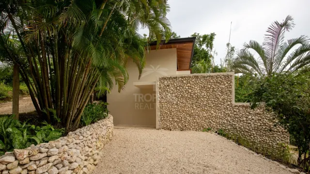 Casa de Lujo con Vista al Océano en Venta – Malpaís, Santa Teresa
