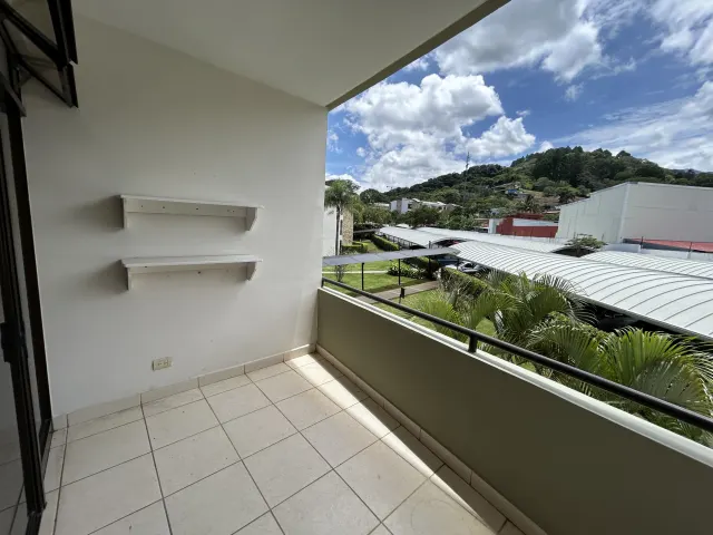 Se Vende Apartamento en Avalon Country Río Oro, Santa Ana