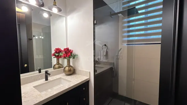 Casa de una planta en Condominio Oro Sol, Río Oro – Santa Ana