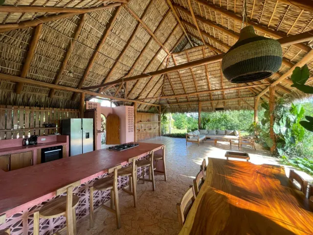 Terreno de uso mixto con vista al mar en Mal País, Costa Rica, con 75% de construcción permitida, $629,000