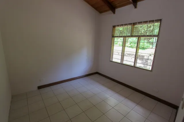 Casa en venta Santa Ana Piedades 2650m2