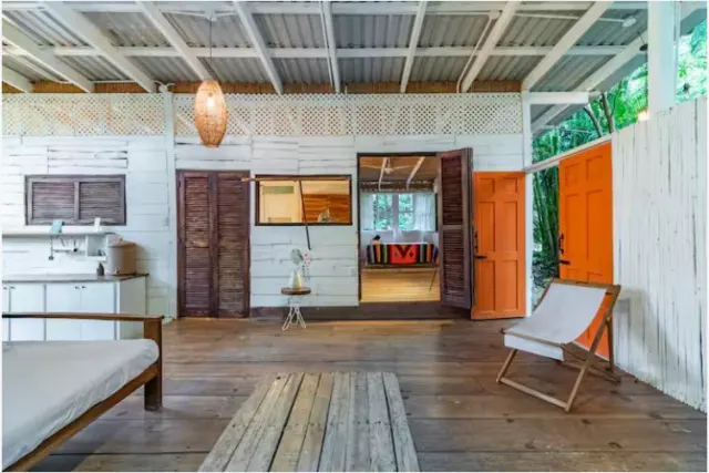 Villa de Lujo con Vista al Océano en Santa Teresa – Privacidad, Naturaleza y Potencial de Inversión