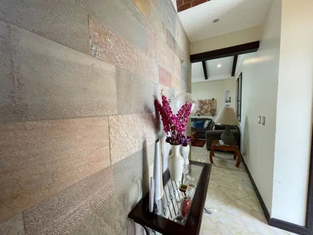 Preciosa casa en condominio Santo Domingo.