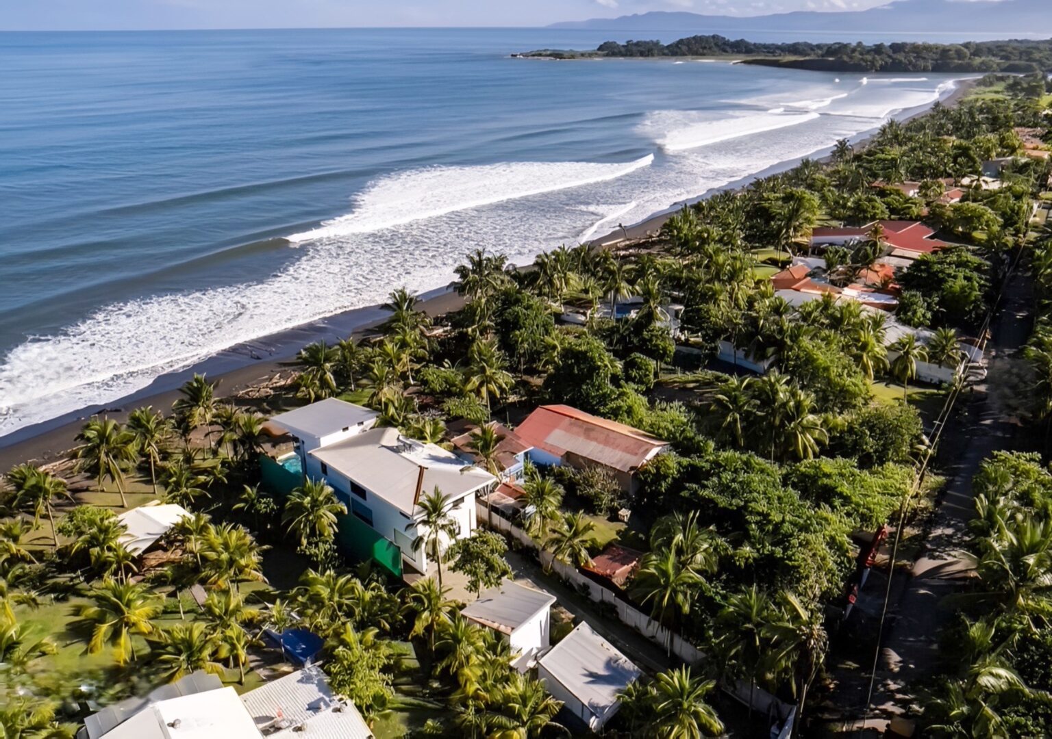 Bienes raíces en Tivives, Costa Rica: guía de inversión